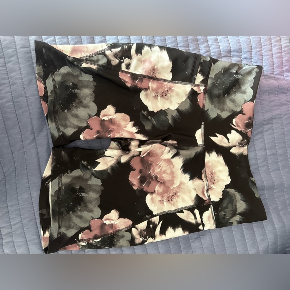 Old Navy Active Biker Shorts